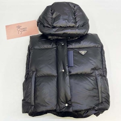프라다 리나일론 크롭 컨버터블 다운 재킷 블랙