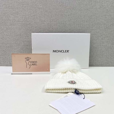 몽클레어 폼폼 울 비니 화이트